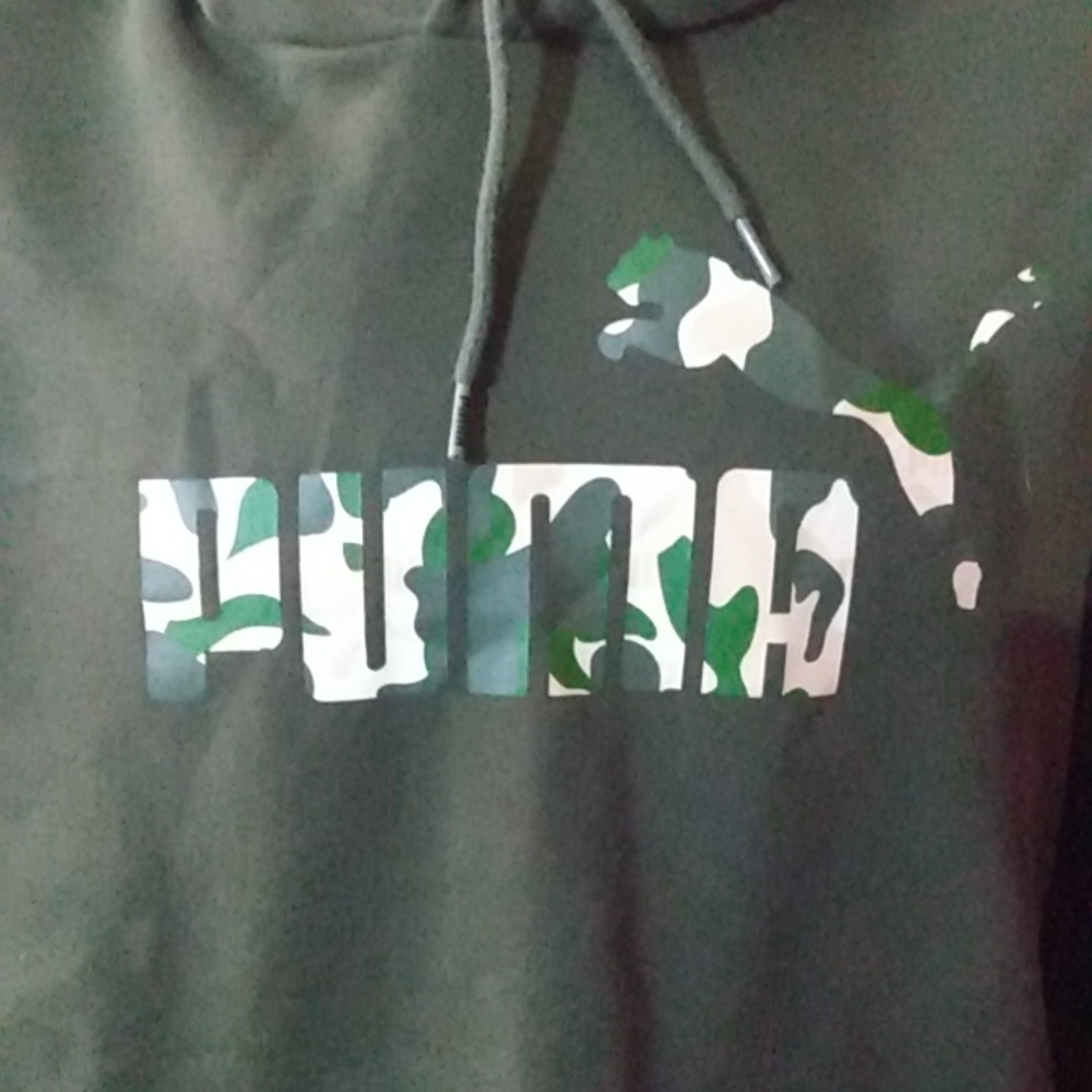 Puma Green Hoodie Green With Camo Lettering - Picture 3 of 4